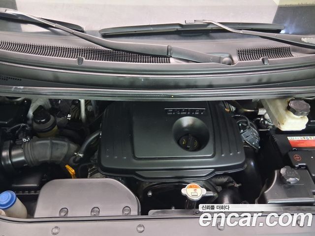 Hyundai Starex 2017 — photo 8