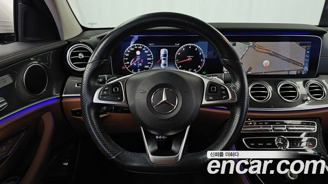 Mercedes-Benz E-Class 2017 — photo 13