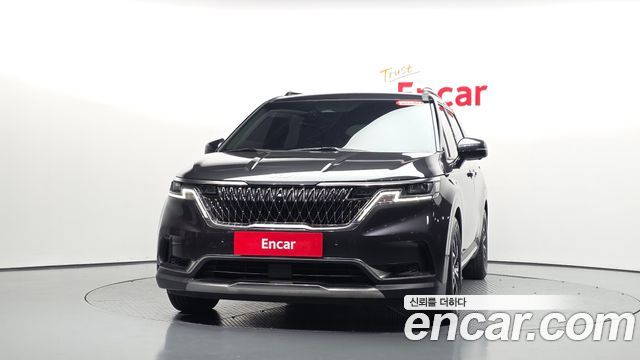 Kia Canival 2023 — photo 3