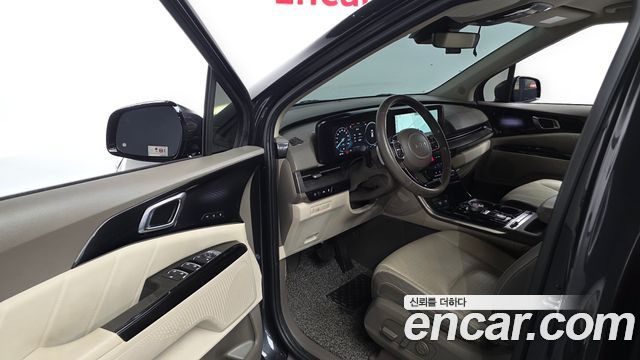 Kia Canival 2023 — photo 13