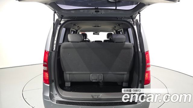 Hyundai Starex 2018 — photo 26