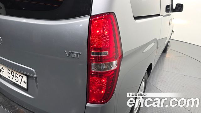Hyundai Starex 2018 — photo 9