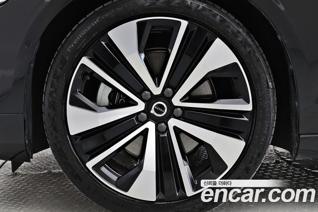 Volvo S60 2023 — photo 20