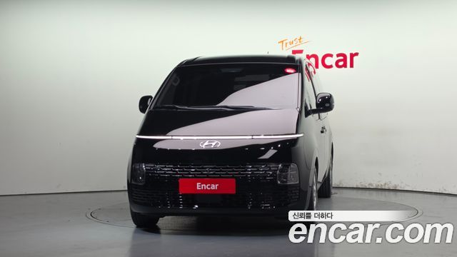 Hyundai Staria 2022 — photo 3