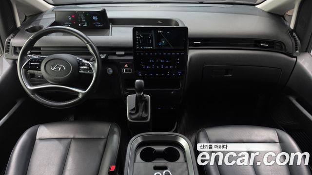 Hyundai Staria 2022 — photo 10