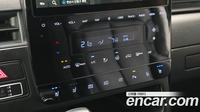 Hyundai Staria 2022 — photo 24