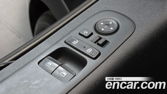 Hyundai Staria 2022 — photo 28