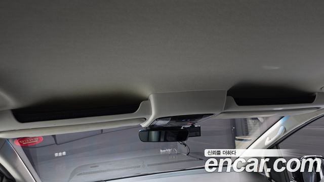 Hyundai Staria 2022 — photo 32