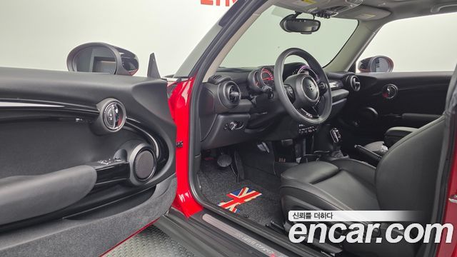 Mini Cooper 2020 — photo 13