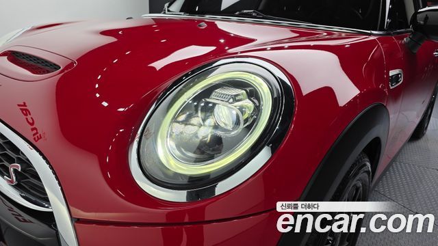 Mini Cooper 2020 — photo 8