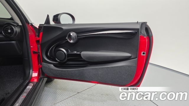 Mini Cooper 2020 — photo 15