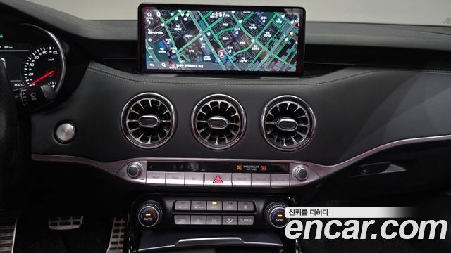 Kia Stinger 2021 — photo 20