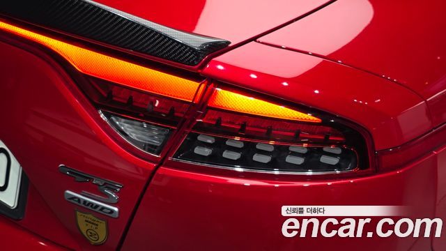 Kia Stinger 2021 — photo 9