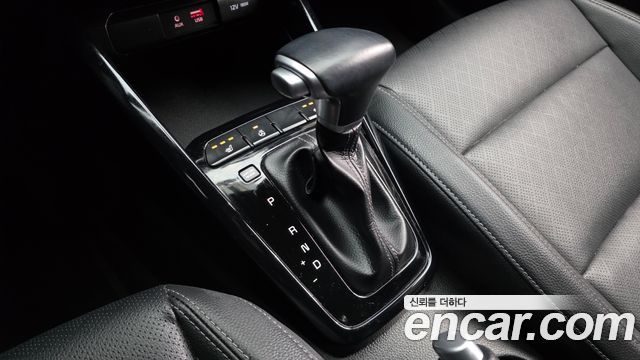 Kia Stonic 2020 — photo 12
