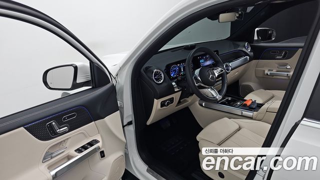 Mercedes-Benz EQB 2026 — photo 13