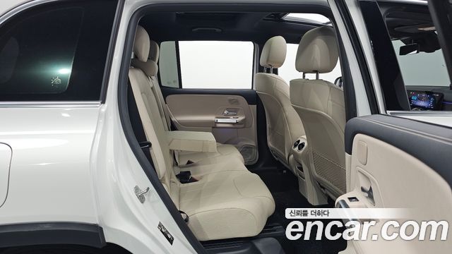 Mercedes-Benz EQB 2026 — photo 18