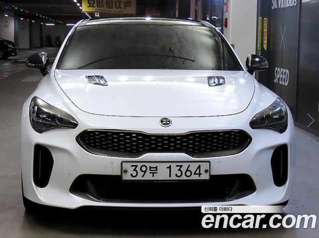 Kia Stinger 2018 — photo 2