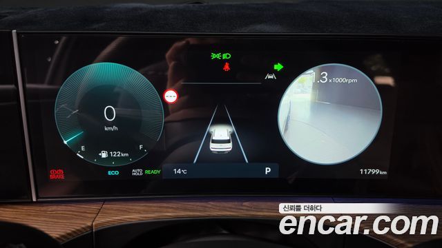 Hyundai Santafe 2025 — photo 11