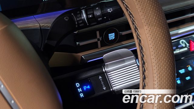 Hyundai Santafe 2025 — photo 12