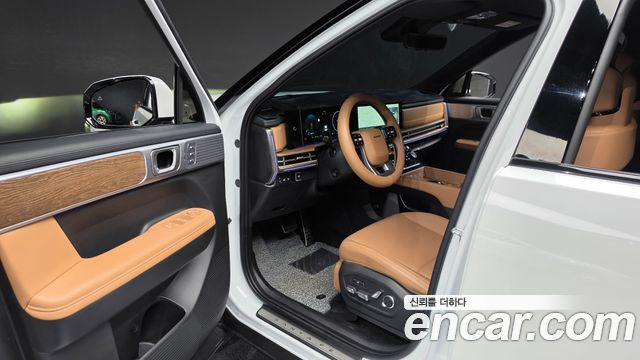 Hyundai Santafe 2025 — photo 13
