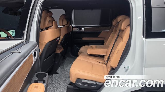 Hyundai Santafe 2025 — photo 17