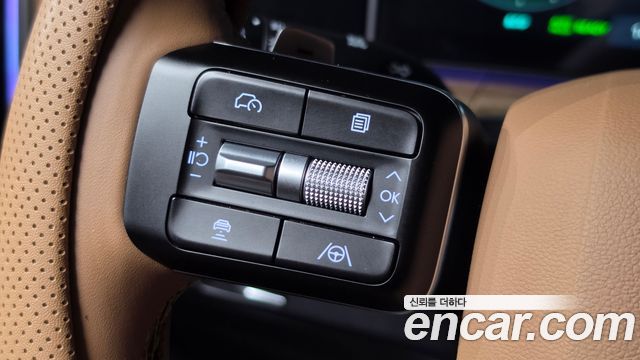 Hyundai Santafe 2025 — photo 19