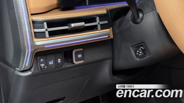 Hyundai Santafe 2025 — photo 23