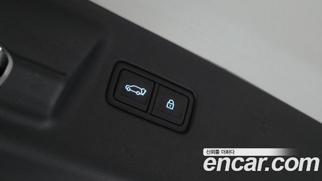 Hyundai Santafe 2025 — photo 25