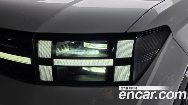 Hyundai Santafe 2025 — photo 8
