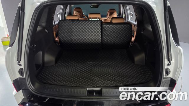 Hyundai Santafe 2025 — photo 32