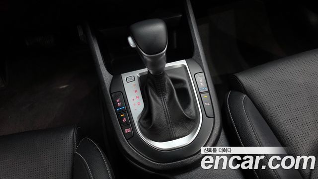 Kia K3 2019 — photo 12