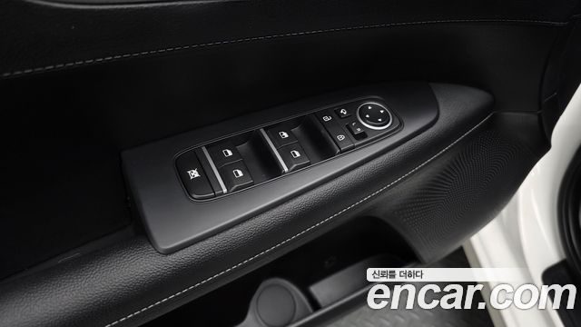 Kia K3 2019 — photo 23