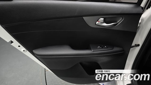 Kia K3 2019 — photo 15