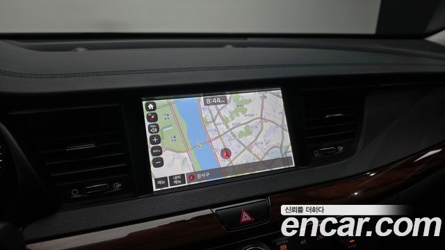 Kia K7 2017 — photo 15