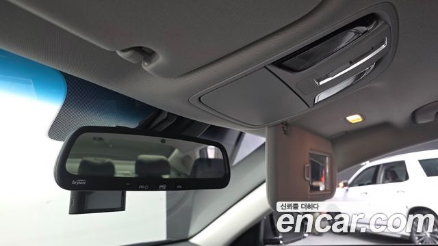 Kia K7 2017 — photo 18