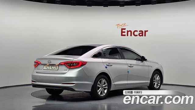Hyundai Sonata 2017 — photo 2