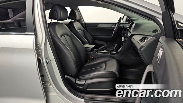 Hyundai Sonata 2017 — photo 17