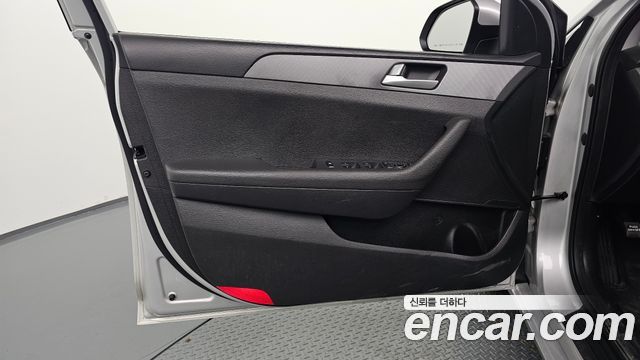 Hyundai Sonata 2017 — photo 14