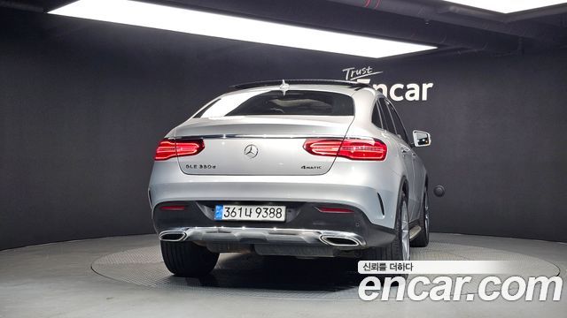Mercedes-Benz GLE-Class 2017 — photo 4