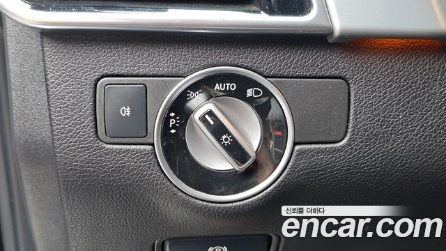 Mercedes-Benz GLE-Class 2017 — photo 28