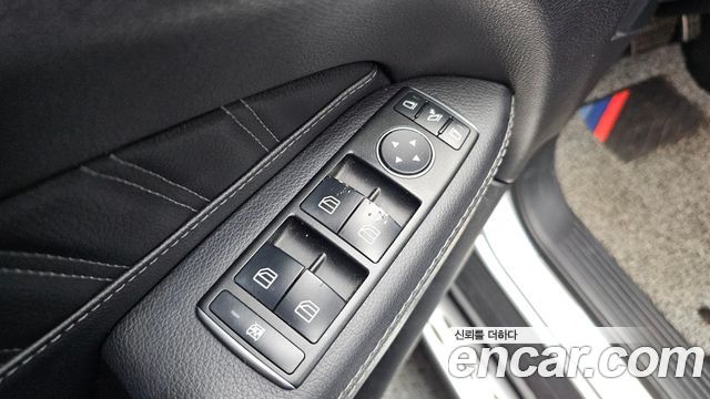 Mercedes-Benz GLE-Class 2017 — photo 34