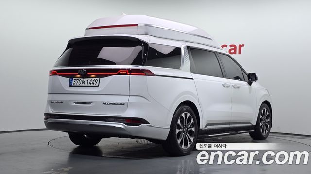 Kia Canival 2021 — photo 2