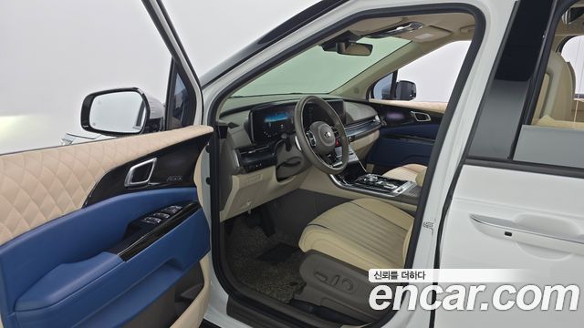 Kia Canival 2021 — photo 13