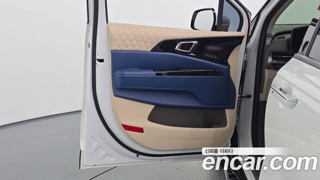 Kia Canival 2021 — photo 14