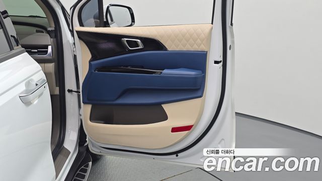 Kia Canival 2021 — photo 15
