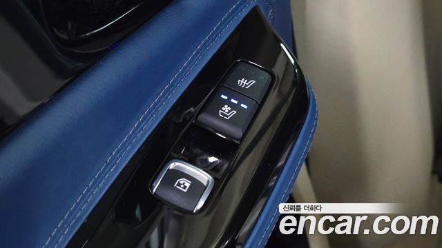 Kia Canival 2021 — photo 30