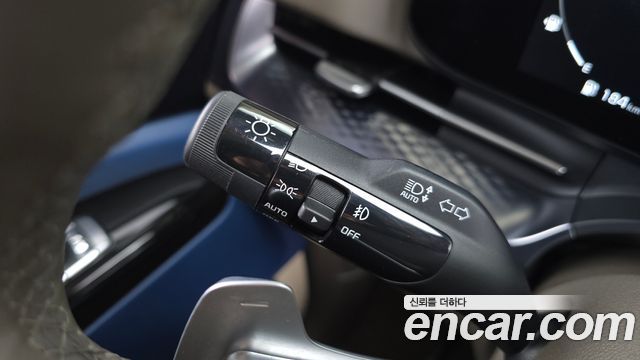 Kia Canival 2021 — photo 35