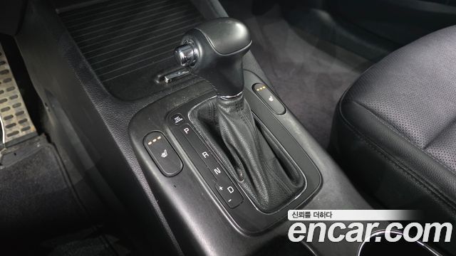 Kia K3 2015 — photo 9
