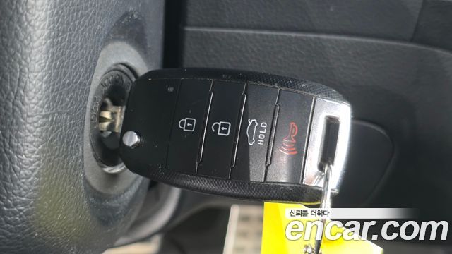 Kia K3 2015 — photo 15