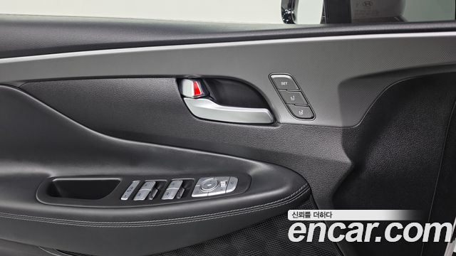 Hyundai Santafe 2021 — photo 18